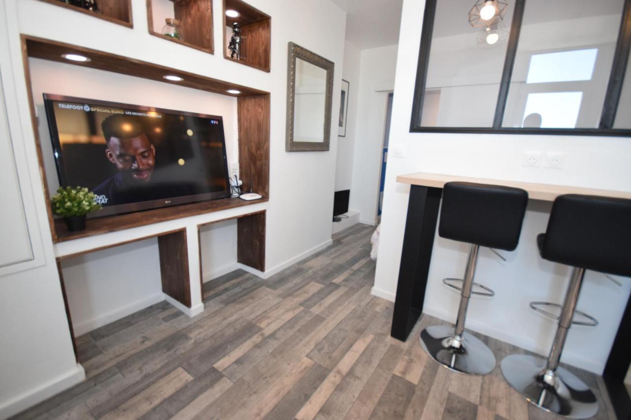 Design Appart - Hyper Centre - Tram - Free Wifi - Lerelaisdodile21 Valenciennes Exterior photo