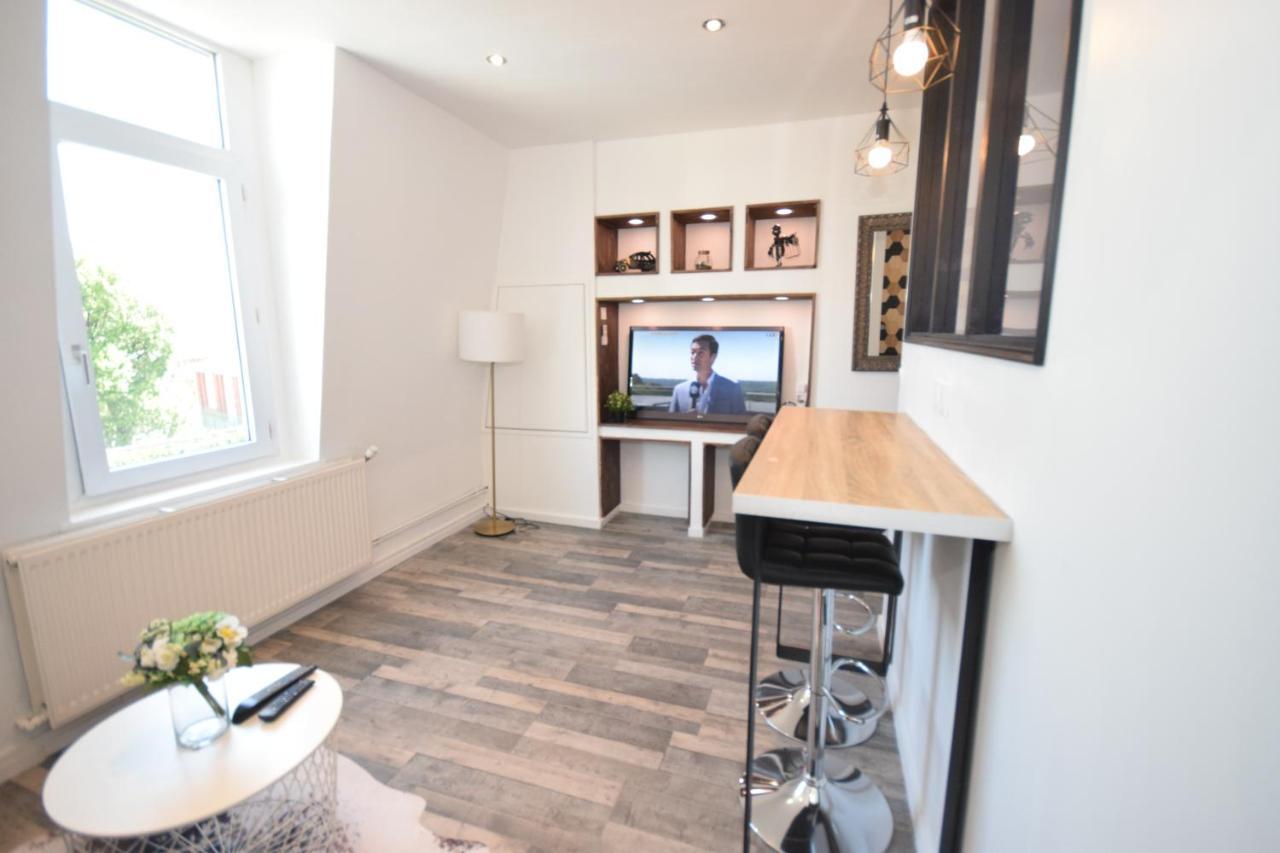 Design Appart - Hyper Centre - Tram - Free Wifi - Lerelaisdodile21 Valenciennes Exterior photo